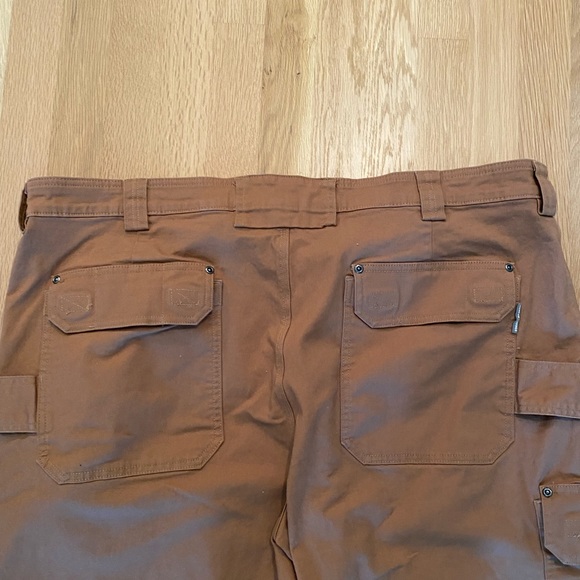 Duluth Trading Mens Brown Relaxed Fit Flex Fire Hose Cargo Pants / Size 46 x 30 - Picture 7 of 15
